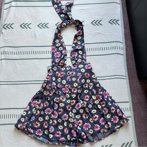Vanessa Mooney Halter Dress in Daisy Print